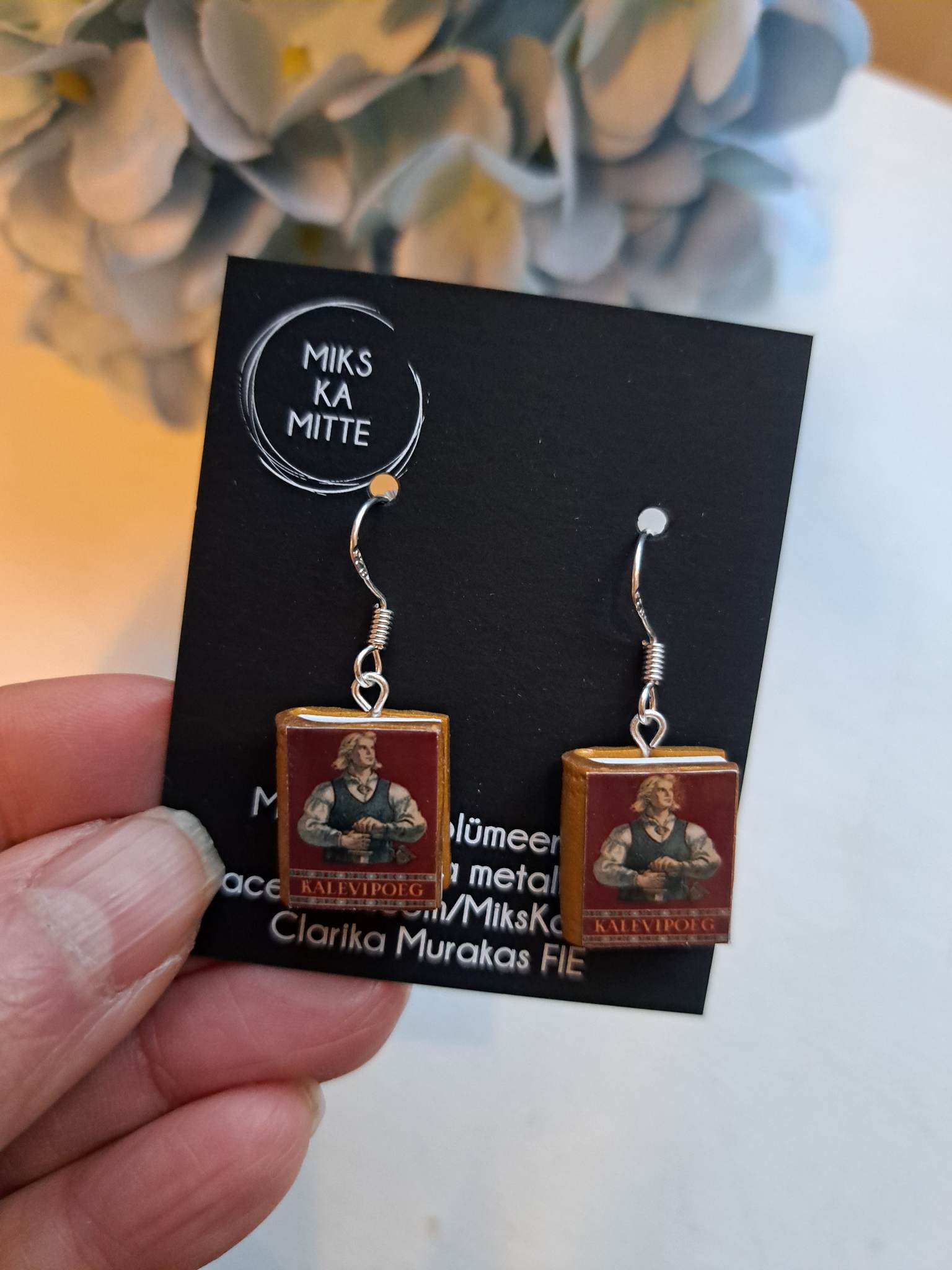 Kõrvarõngad raamat "Kalevipoeg"