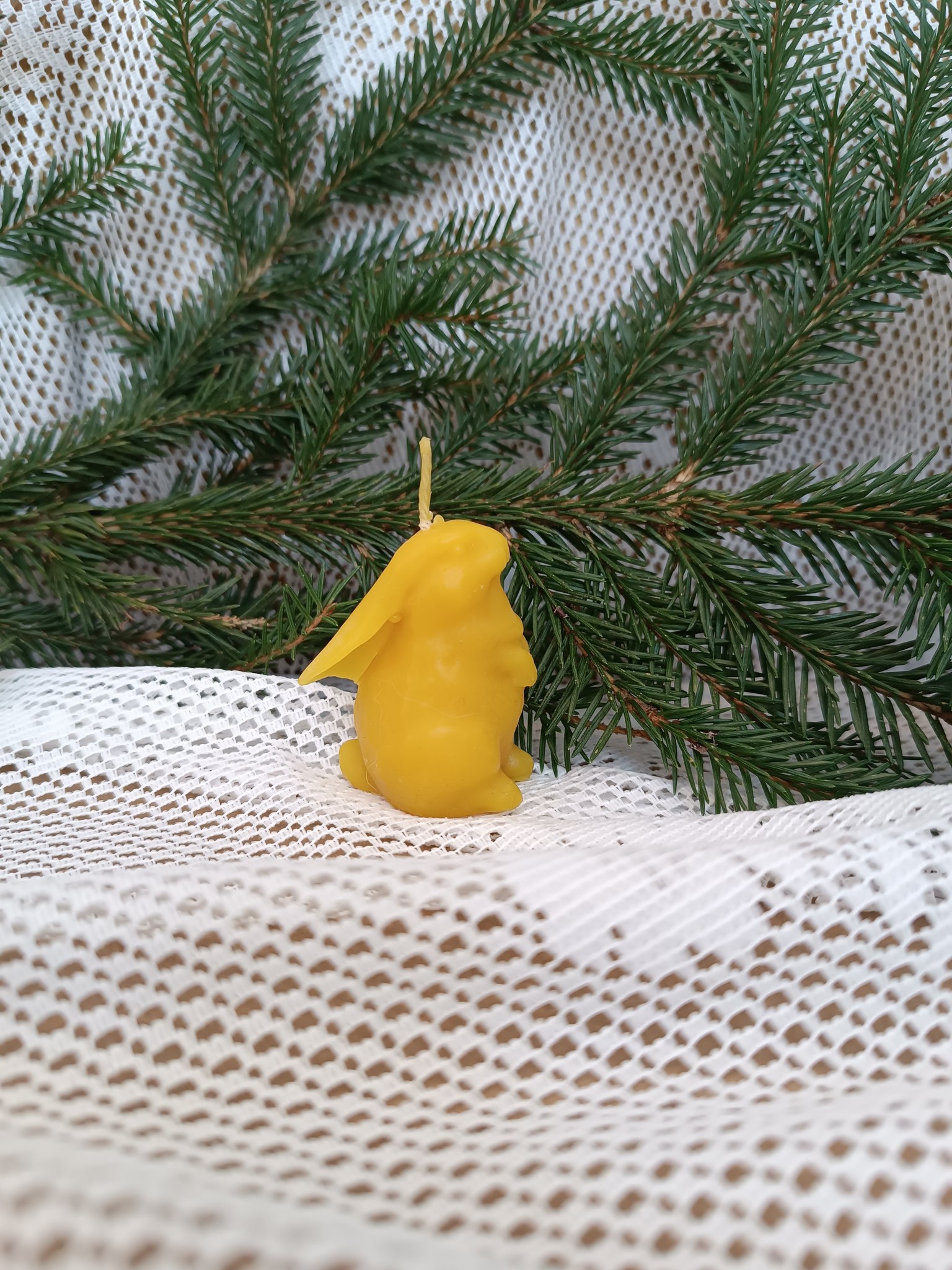 Mesilasvahast küünal "Jänes"