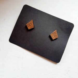 Käsitsi meisterdatud kõrvarõngad "Metsa saladused"