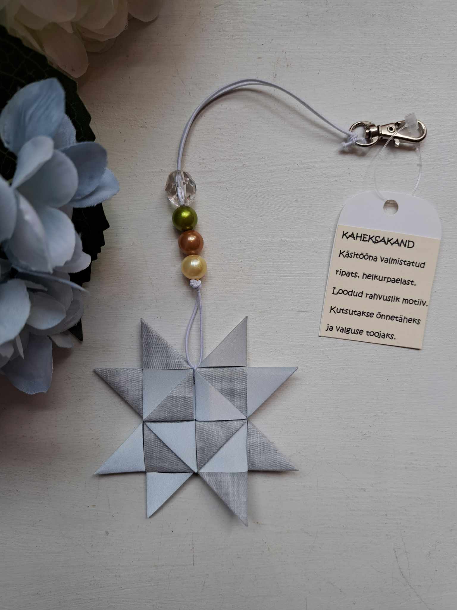Helkiv aksessuaar "Kaheksakand"