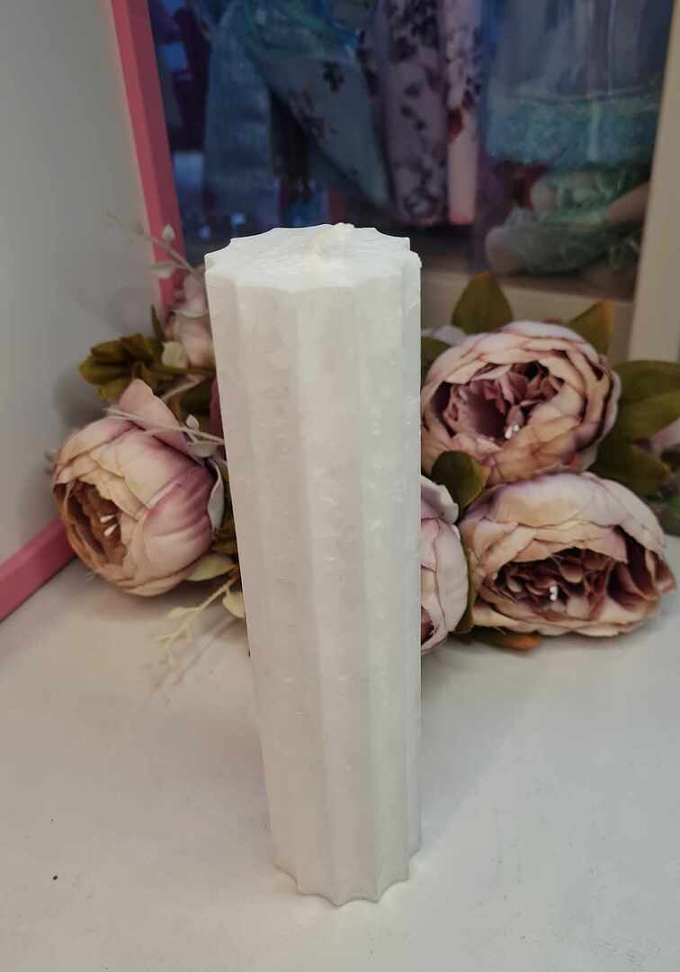 Pitsiline käsitööküünal, valge