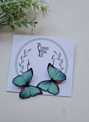 Liblikakujulised kõrvarõngad