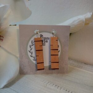 Kasetohust piklikud kõrvarõngad