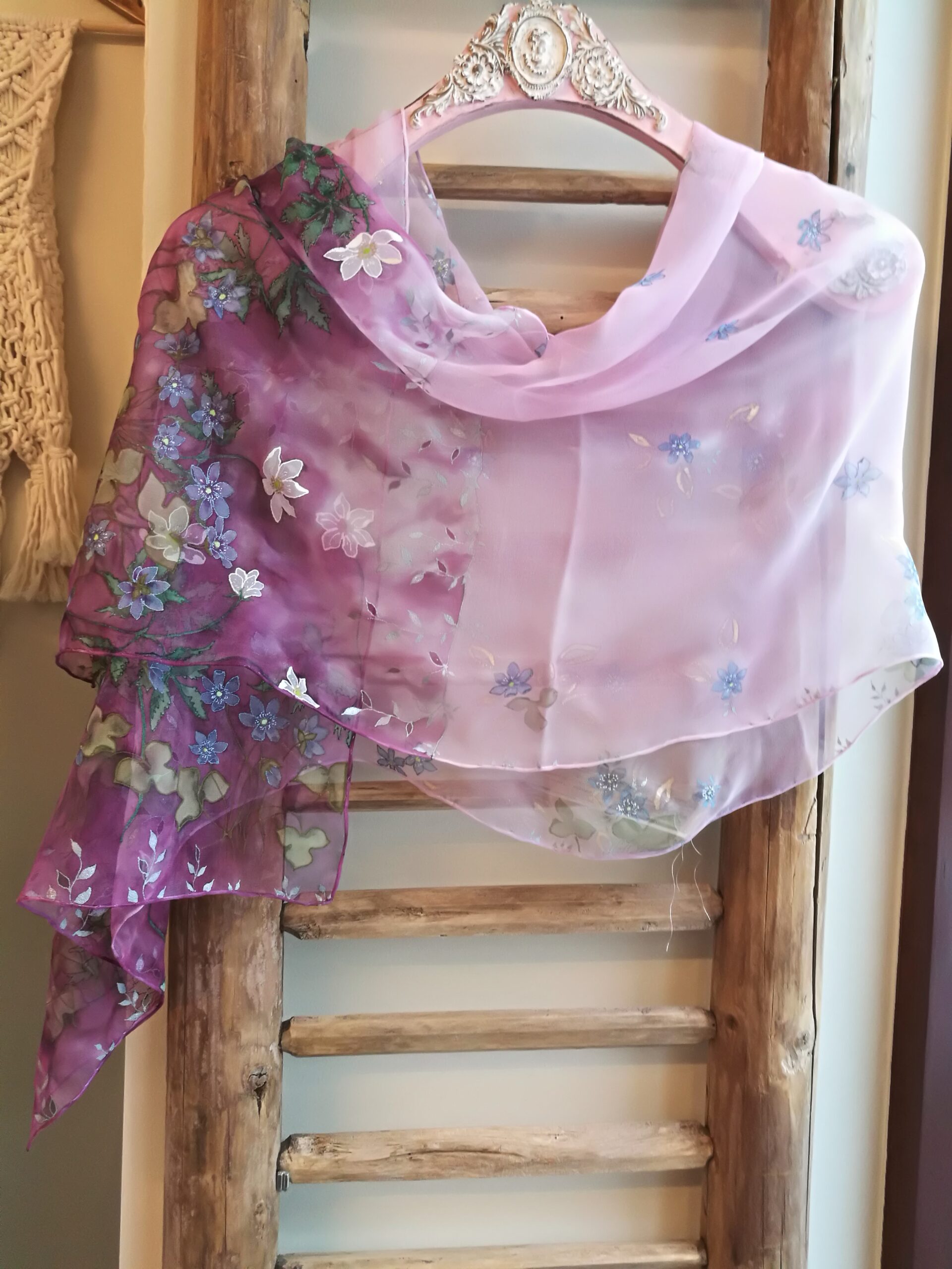 Siidisall "Sinililled ja ülased"