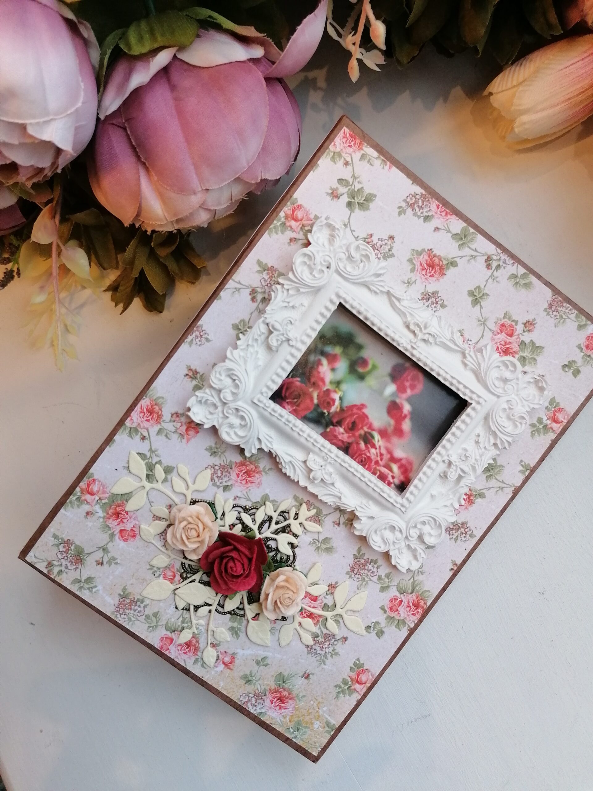 Roosidega pildialbum kilesisuga