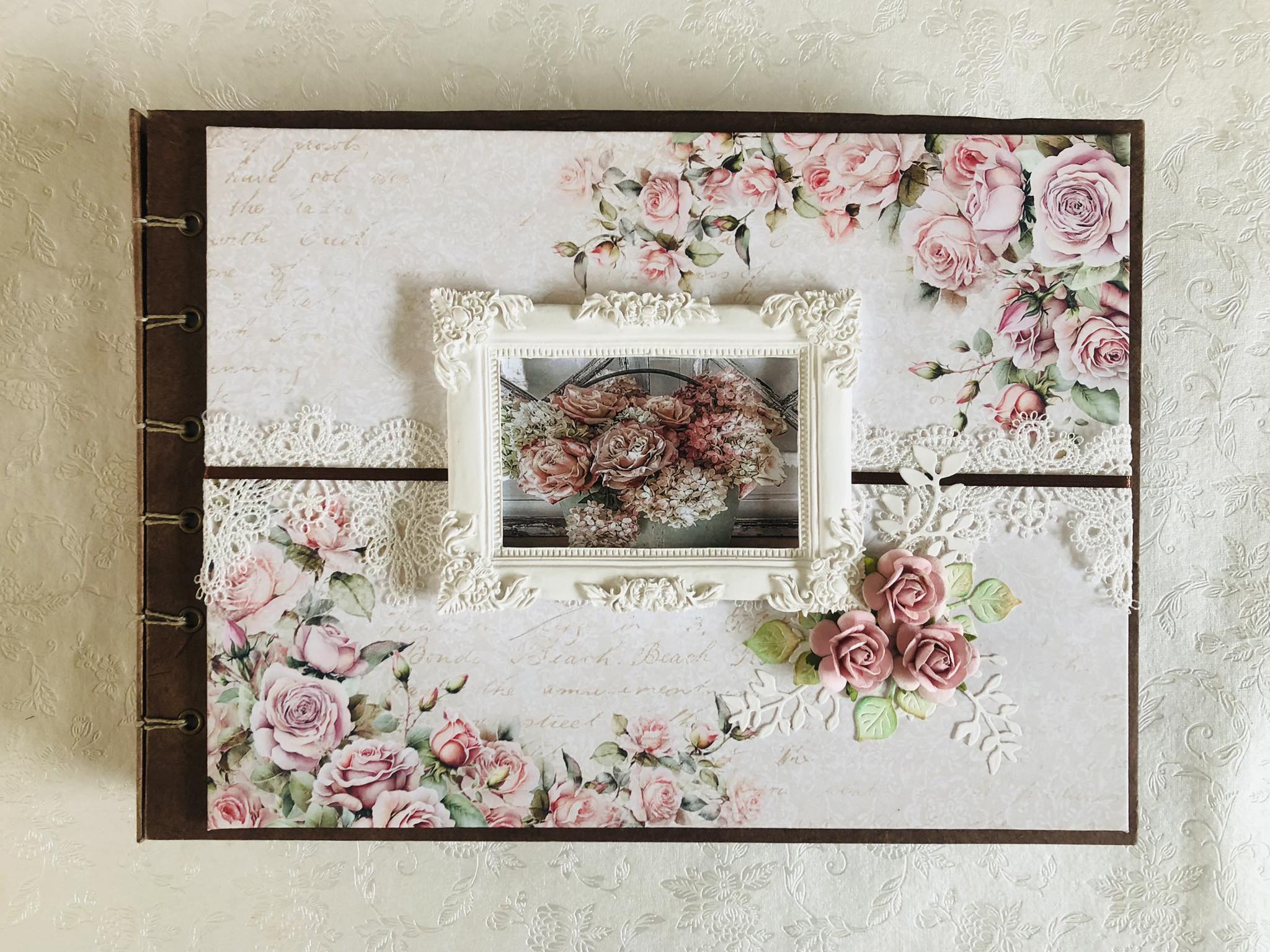 Romantiline roosidega pildialbum