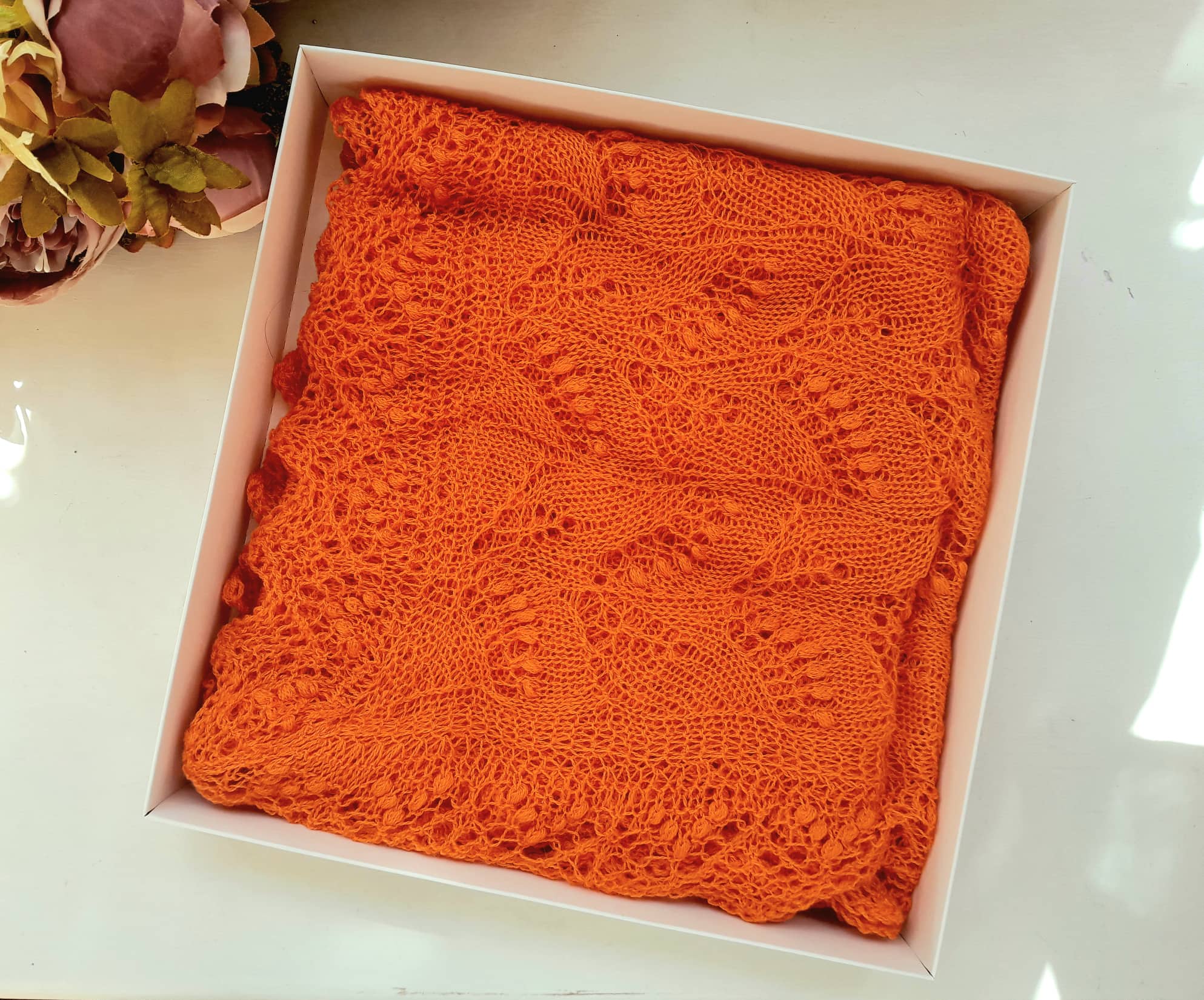 Kaunis ja õhuline haapsalu sall "Lehega piibeleht"