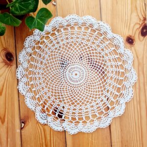 Käsitsi heegeldatud puuvillane laudlina, 38cm