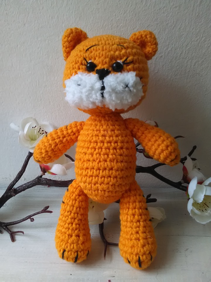 Heegeldatud pisikene tiiger