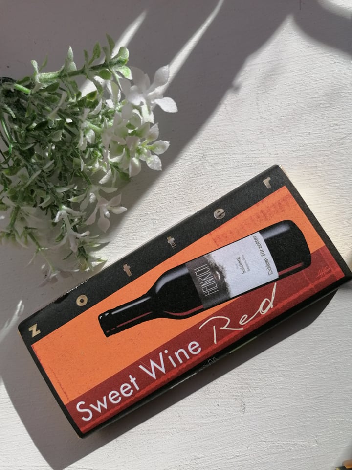 Täidisega šokolaad "Rotwein", vegan