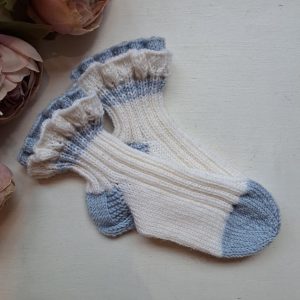 Käsitsi kootud meriinovillased sokid lastele, nr 26-27